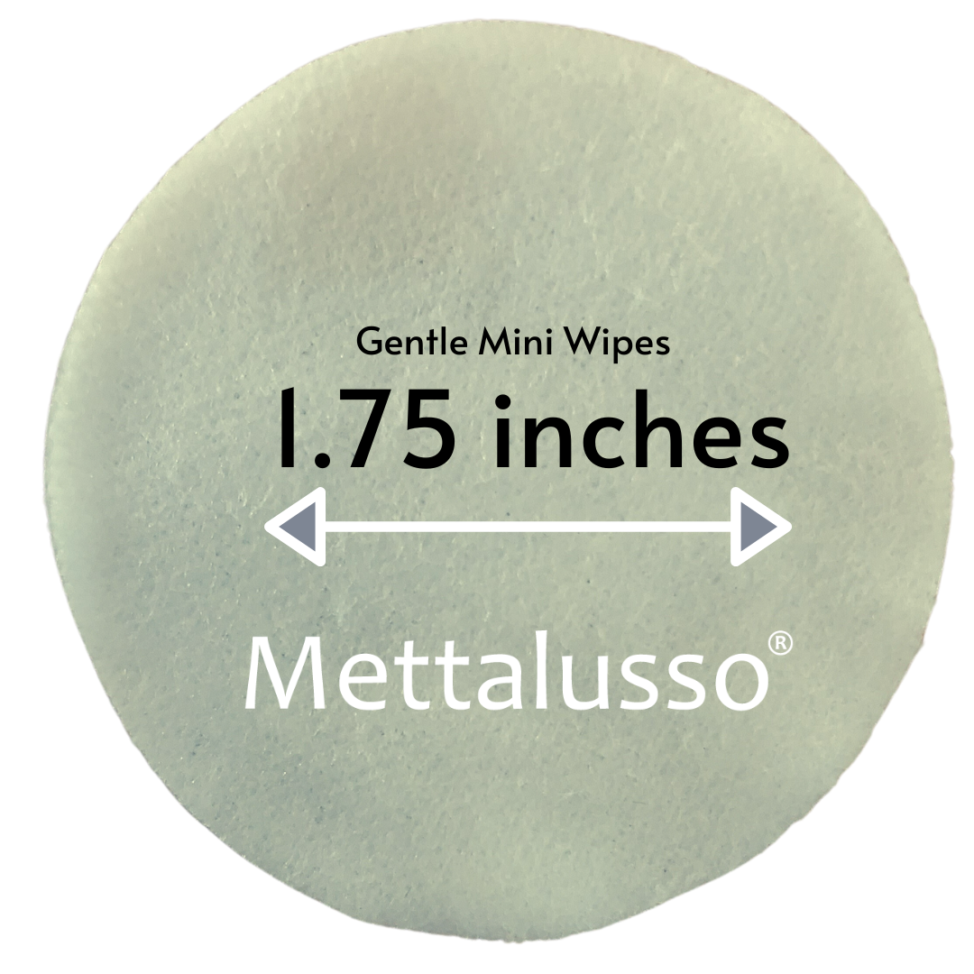 Mettalusso makeup Go Go Mini Makeup Wipes vegan cleanser formula