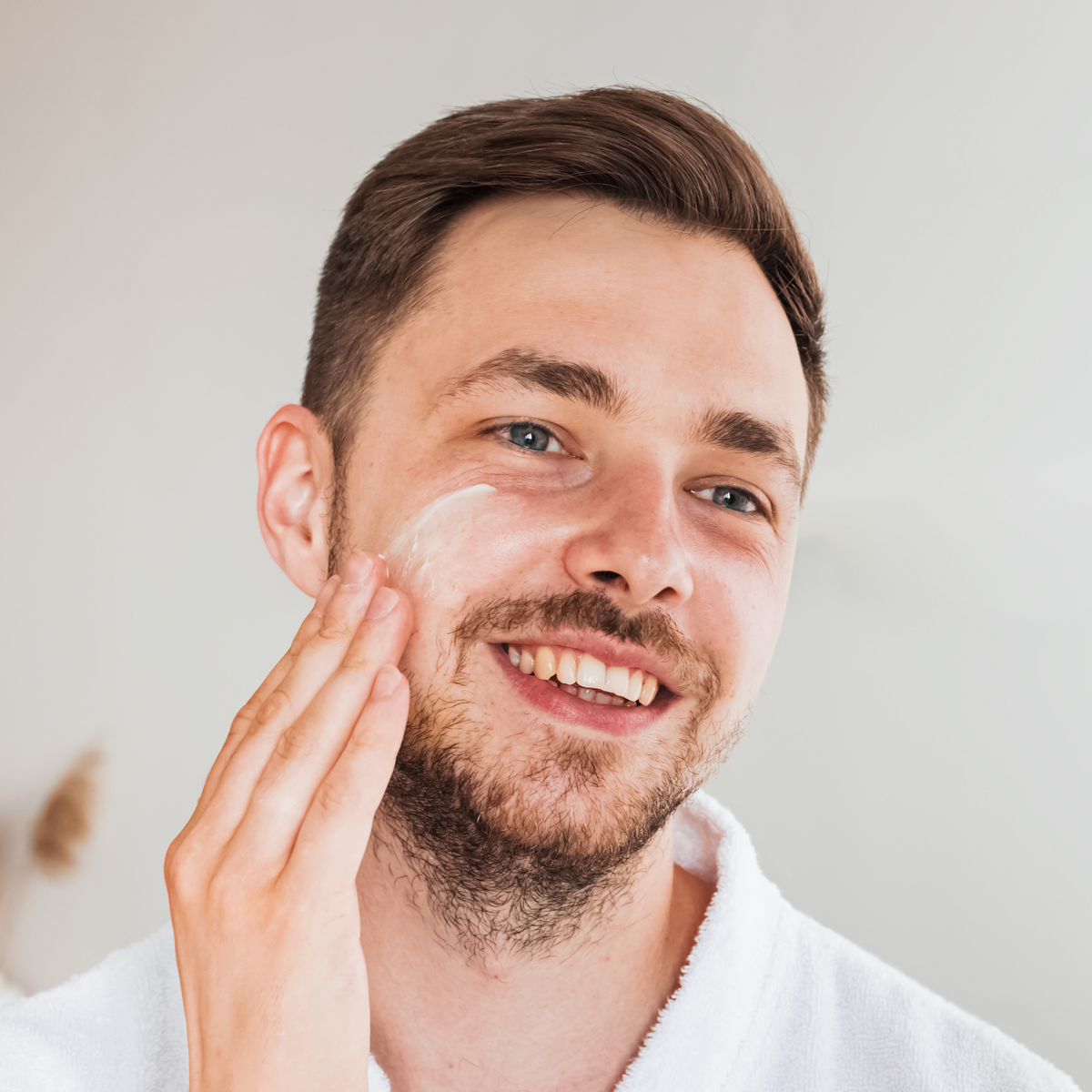 Midnight Balance Vegan Overnight Serum by Mettalusso Niacinamide and Hyaluronic Acid get great skin results literally overnight for both women and men