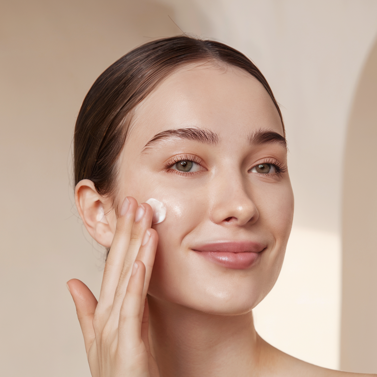 Midnight Balance Vegan Overnight Serum by Mettalusso Niacinamide and Hyaluronic Acid get great skin results literally overnight
