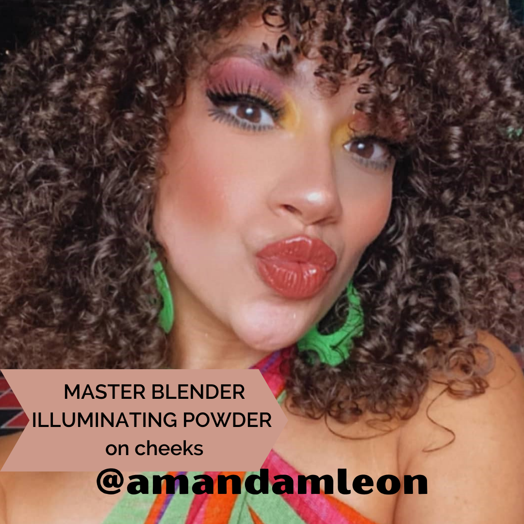 Mettalusso MASTER BLENDER  Vegan Illuminating Powder on @amandamleon