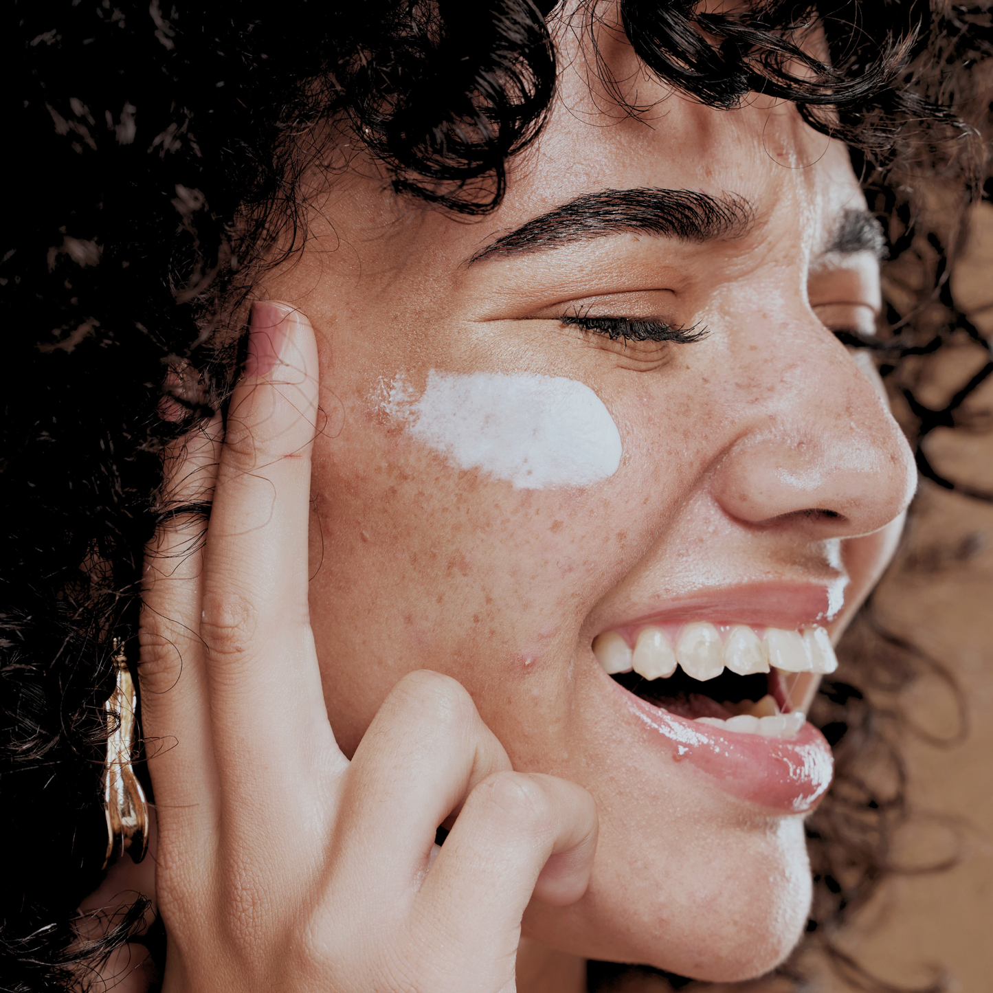 Mettalusso MORIIS vegan OTC acne fighting and anti-aging skincare spot treat or apply all over