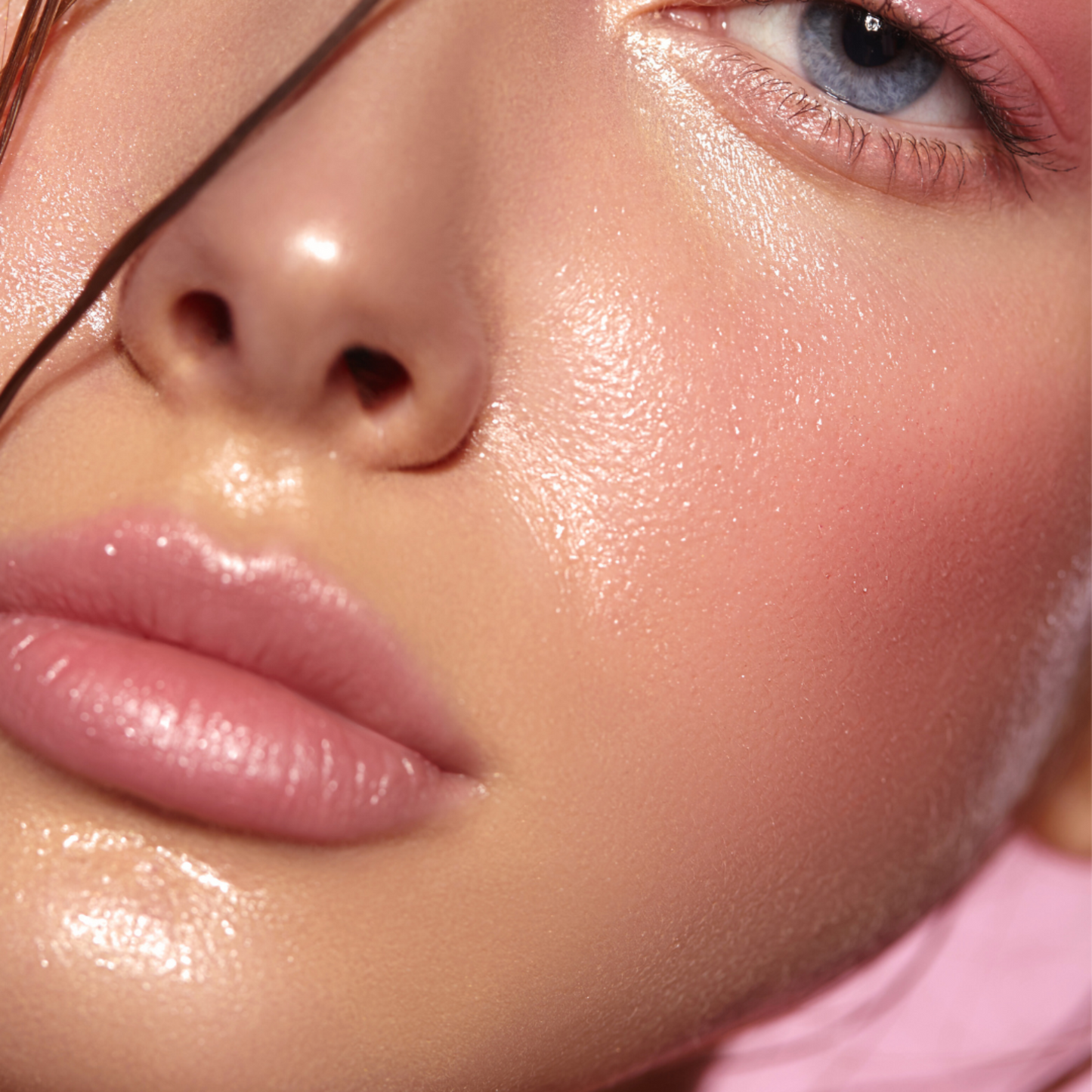 Mettalusso Megastar  Shimmer Vegan  Blush Face and Lip Color lipstick and blush Perfect Pink Shimmer Shade For All Skin Tones